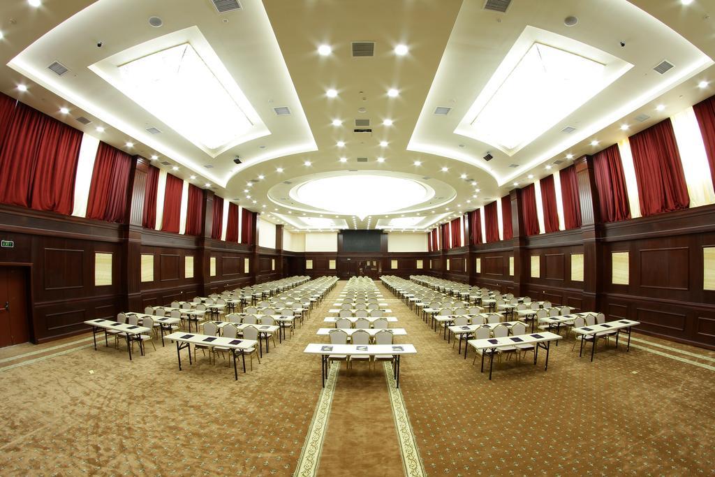 Golden Palace Hotel Resort & Spa Gl Tsaghkadzor Esterno foto