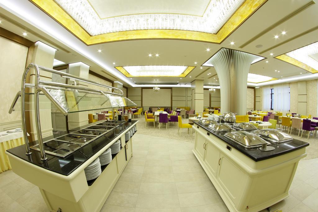Golden Palace Hotel Resort & Spa Gl Tsaghkadzor Esterno foto