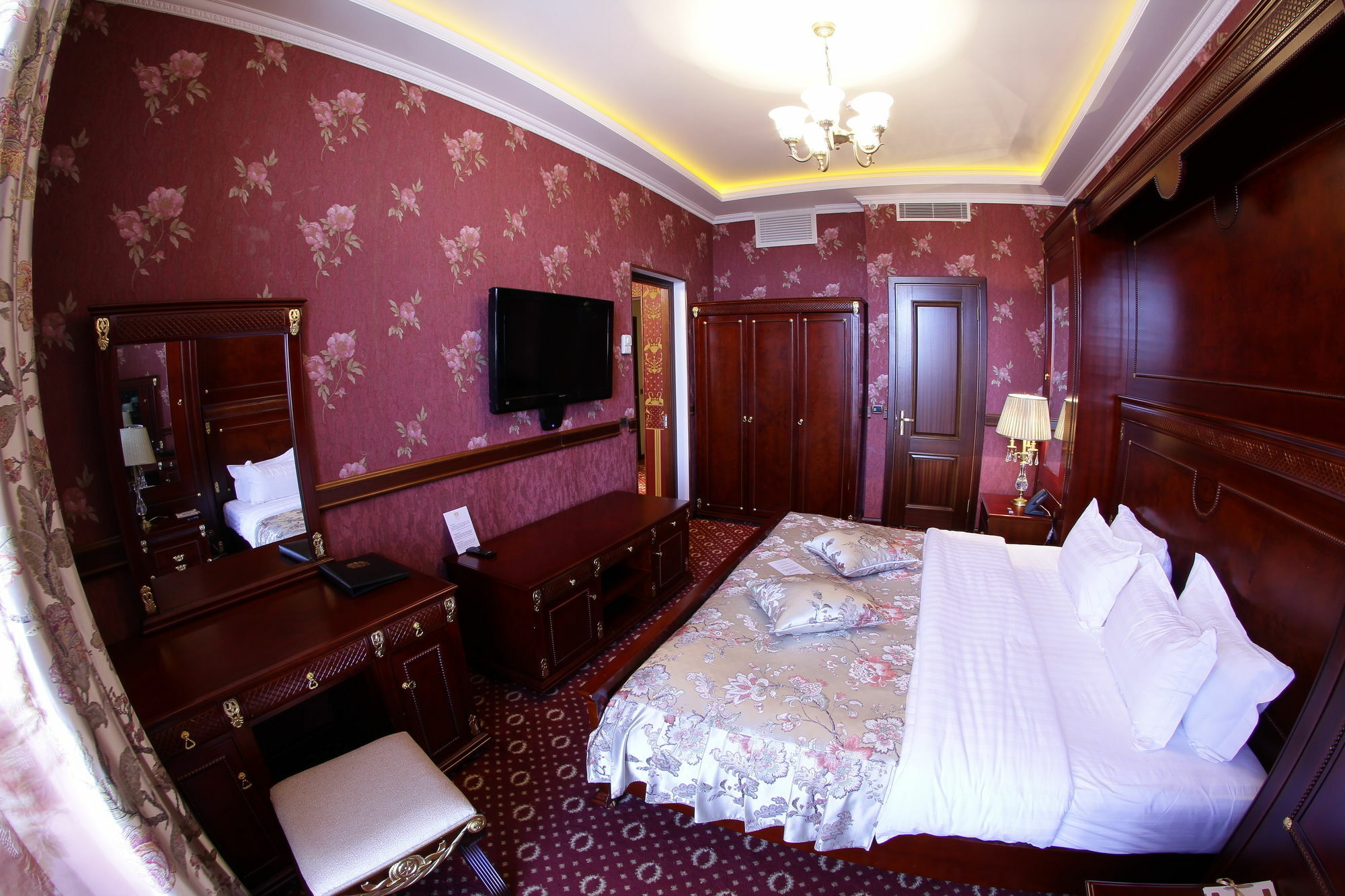 Golden Palace Hotel Resort & Spa Gl Tsaghkadzor Esterno foto
